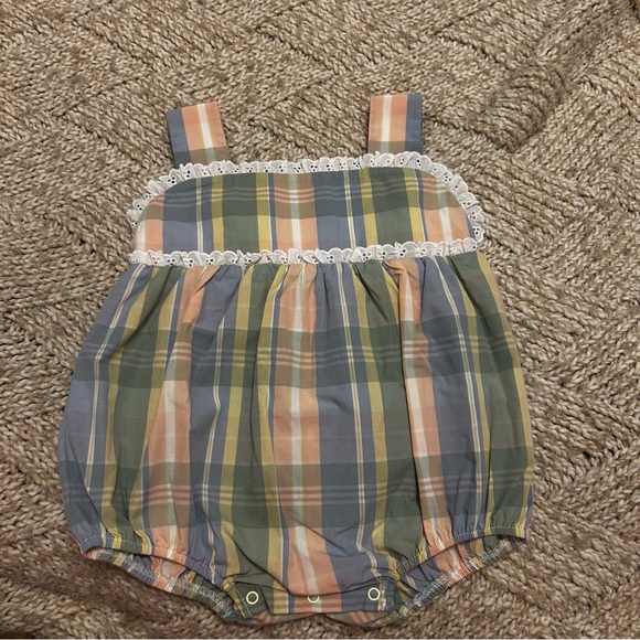 The Beaufort Bonnet Company Other - NWOT TBBC Plaid bubble romper with eyelet trim size 3t